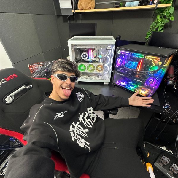 PC GAMER DA NASA PRETO OU BRANCO OU 15k PIX